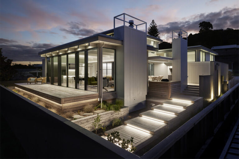 THE SOPHISTICATION OF SIMPLICITY